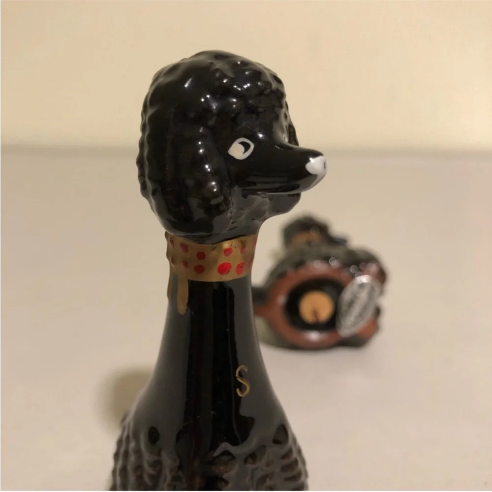 Vintage Unique Black Poodle Dog Salt and Pepper Shakers Grannycore Collectible